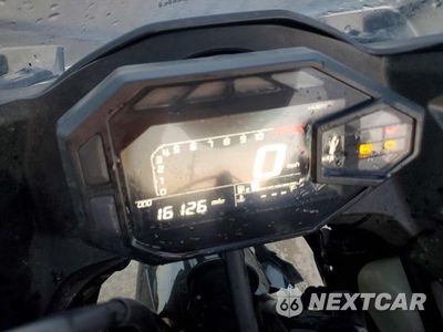 Zdjęcie 7 z 9 samochodu: 2024 KAWASAKI EX500 VIN:ML5EXGG10RDA11804 - miniatura