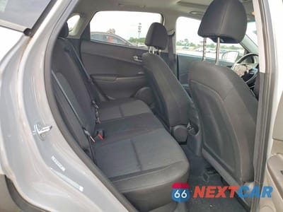 Zdjęcie 10 z 13 samochodu: 2023 HYUNDAI KONA SEL VIN:KM8K3CAB5PU032555 - miniatura