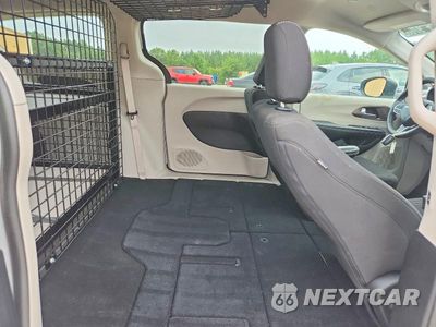 Zdjęcie 11 z 14 samochodu: 2023 CHRYSLER VOYAGER LX VIN:2C4RC1CGXPR548679 - miniatura