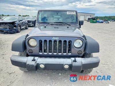 Piąte zdjęcie samochodu w środku: 2014 JEEP WRANGLER UNLIMITED SPORT VIN:1C4BJWDG0EL298832 - miniatura