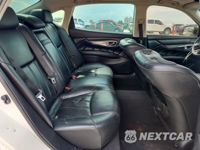 Zdjęcie 10 z 12 samochodu: 2019 INFINITI Q70L 3.7 LUXE VIN:JN1BY1PP3KM685149 - miniatura