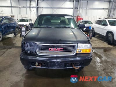 Piąte zdjęcie samochodu w środku: 2002 GMC SONOMA VIN:1GTDT19W928117344 - miniatura
