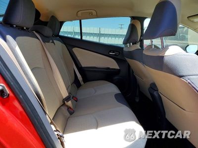 Zdjęcie 10 z 13 samochodu: 2016 TOYOTA PRIUS THREE VIN:JTDKARFU9G3514300 - miniatura