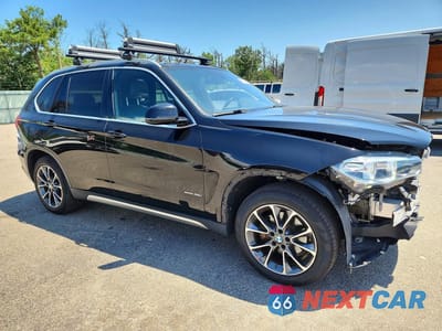Czwarte zdjęcie samochodu z boku: 2018 BMW X5 XDRIVE35I VIN:5UXKR0C53JL076803 - miniatura