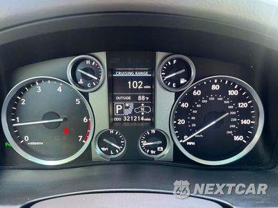 Zdjęcie 8 z 13 samochodu: 2015 LEXUS LX 570 VIN:JTJHY7AX9F4181761 - miniatura