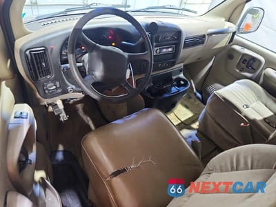Zdjęcie 8 z 13 samochodu: 2001 CHEVROLET EXPRESS G1500 VIN:1GBFG15W411130422 - miniatura