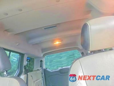Zdjęcie 10 z 14 samochodu: 2014 FORD TRANSIT CONNECT TITANIUM VIN:NM0GE9G74E1134421 - miniatura