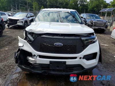 Piąte zdjęcie samochodu w środku: 2024 FORD EXPLORER POLICE INTERCEPTOR VIN:1FM5K8AB0RGA47625 - miniatura