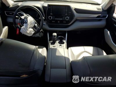 Zdjęcie 8 z 13 samochodu: 2021 TOYOTA HIGHLANDER HYBRID XLE VIN:5TDHBRCH3MS516777 - miniatura