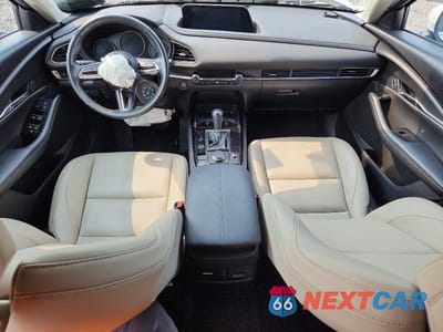 Zdjęcie 8 z 12 samochodu: 2021 MAZDA CX-30 PREFERRED VIN:3MVDMBCL5MM316082 - miniatura