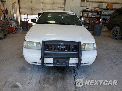 Piąte zdjęcie samochodu w środku: 2009 FORD CROWN VICTORIA POLICE INTERCEPTOR VIN:2FAHP71V39X149024 - miniatura