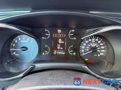 Zdjęcie 8 z 14 samochodu: 2021 TOYOTA SEQUOIA TRD PRO VIN:5TDEY5B10MS182254 - miniatura