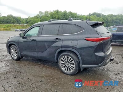 Drugie zdjęcie samochodu z przodu: 2021 TOYOTA HIGHLANDER HYBRID PLATINUM VIN:5TDEBRCH4MS063546 - miniatura