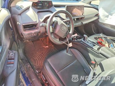 Zdjęcie 8 z 12 samochodu: 2024 TOYOTA PRIUS XLE VIN:JTDADABU4R3024103 - miniatura