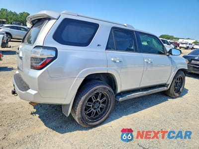 Trzecie zdjęcie samochodu z tyłu: 2016 TOYOTA 4RUNNER SR5 VIN:JTEZU5JR1G5137916 - miniatura