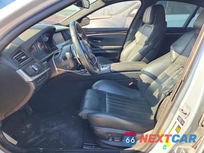 Zdjęcie 7 z 12 samochodu: 2013 BMW M5 VIN:WBSFV9C59DD097018 - miniatura