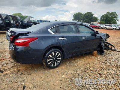 Trzecie zdjęcie samochodu z tyłu: 2018 NISSAN ALTIMA 2.5 SL VIN:1N4AL3AP5JC131973 - miniatura