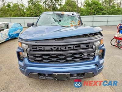 Piąte zdjęcie samochodu w środku: 2024 CHEVROLET SILVERADO K1500 CUSTOM VIN:1GCPDBEK3RZ399679 - miniatura