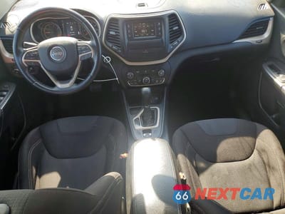 Zdjęcie 8 z 12 samochodu: 2015 JEEP CHEROKEE LATITUDE VIN:1C4PJLCB9FW737083 - miniatura