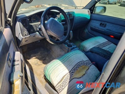 Zdjęcie 8 z 12 samochodu: 2000 TOYOTA TACOMA XTRACAB PRERUNNER VIN:4TASM92N9YZ658719 - miniatura