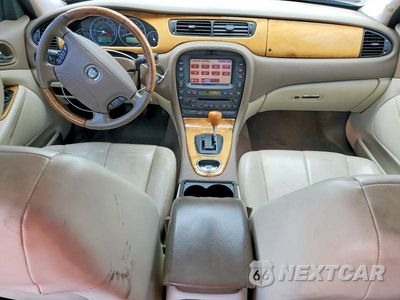 Zdjęcie 8 z 12 samochodu: 2006 JAGUAR S-TYPE VIN:SAJWA01A36FN53313 - miniatura