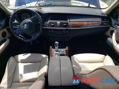 Zdjęcie 8 z 12 samochodu: 2011 BMW X5 XDRIVE35I VIN:5UXZV4C52BL408216 - miniatura