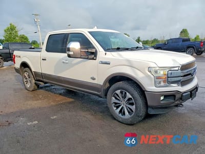 Czwarte zdjęcie samochodu z boku: 2019 FORD F150 SUPERCREW VIN:1FTFW1E49KFC74775 - miniatura