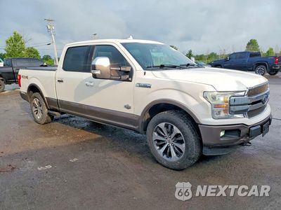 Czwarte zdjęcie samochodu z boku: 2019 FORD F150 SUPERCREW VIN:1FTFW1E49KFC74775 - miniatura
