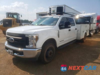 2019 FORD F350 XL 1FD8W3GT4KEE97381 - główne zdjęcie licytacji z USA - miniatura