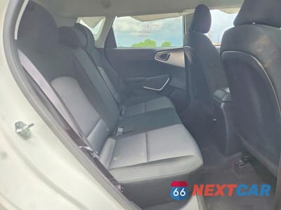 Zdjęcie 10 z 12 samochodu: 2025 KIA SOUL LX VIN:KNDJ23AU1S7922434 - miniatura