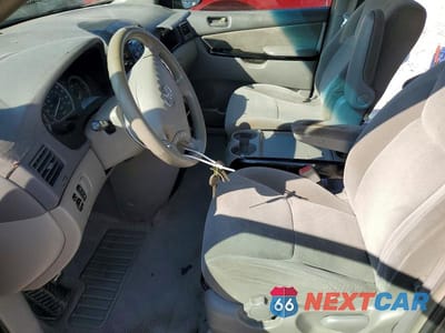 Zdjęcie 7 z 13 samochodu: 2004 TOYOTA SIENNA LE 7 PASSENGER VIN:5TDZA23C24S164780 - miniatura
