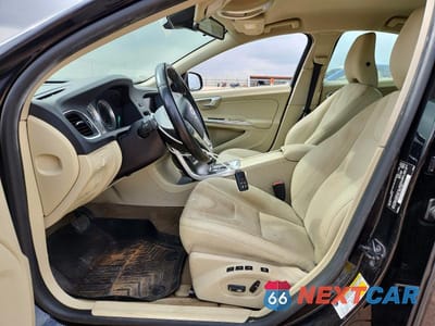 Zdjęcie 7 z 12 samochodu: 2012 VOLVO S60 T5 VIN:YV1622FSXC2057740 - miniatura