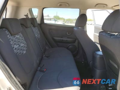 Zdjęcie 10 z 12 samochodu: 2010 KIA SOUL + VIN:KNDJT2A28A7151233 - miniatura