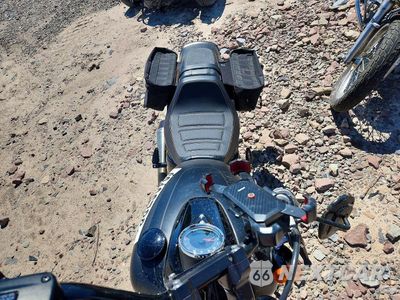 Piąte zdjęcie samochodu w środku: 2020 HARLEY-DAVIDSON FXFBS VIN:1HD1YLK12LB048952 - miniatura