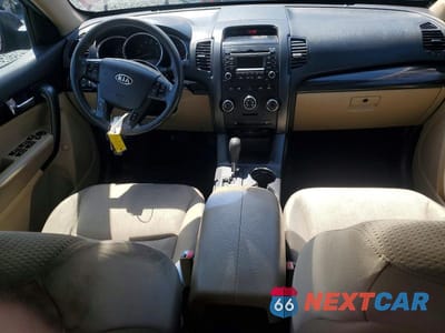 Zdjęcie 8 z 13 samochodu: 2011 KIA SORENTO LX VIN:5XYKTCA17BG132825 - miniatura
