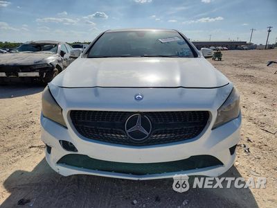 Piąte zdjęcie samochodu w środku: 2016 MERCEDES-BENZ CLA 250 VIN:WDDSJ4EB3GN339054 - miniatura