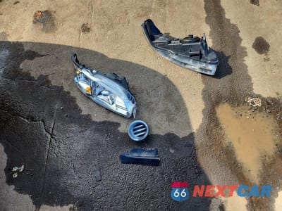 Zdjęcie 12 z 13 samochodu: 2001 NISSAN SENTRA XE VIN:3N1CB51D01L499136 - miniatura