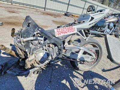 Trzecie zdjęcie samochodu z tyłu: 2005 HONDA CBR600 RR VIN:JH2PC37085M202363 - miniatura