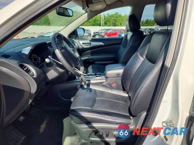 Zdjęcie 7 z 13 samochodu: 2019 NISSAN PATHFINDER SL VIN:5N1DR2MM8KC615022 - miniatura