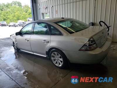 Drugie zdjęcie samochodu z przodu: 2008 FORD TAURUS SEL VIN:1FAHP27WX8G186207 - miniatura