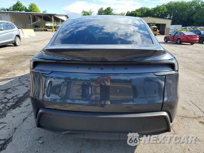 Zdjęcie 6 z 12 samochodu: 2026 TESLA MODEL Y VIN:7SAYGDEEXTA711334 - miniatura