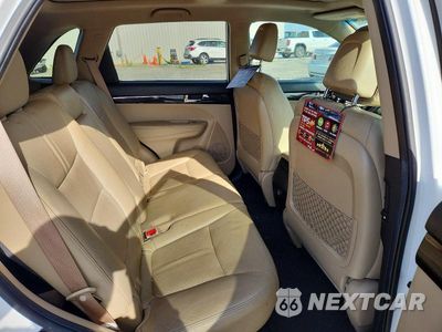 Zdjęcie 11 z 13 samochodu: 2011 KIA SORENTO EX VIN:5XYKU4A29BG042832 - miniatura