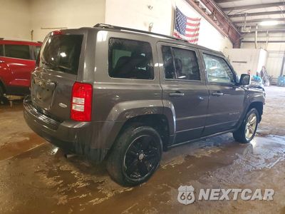 Trzecie zdjęcie samochodu z tyłu: 2016 JEEP PATRIOT LATITUDE VIN:1C4NJRFB8GD696500 - miniatura