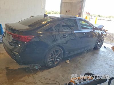 Trzecie zdjęcie samochodu z tyłu: 2020 KIA FORTE GT LINE VIN:3KPF34AD9LE162912 - miniatura
