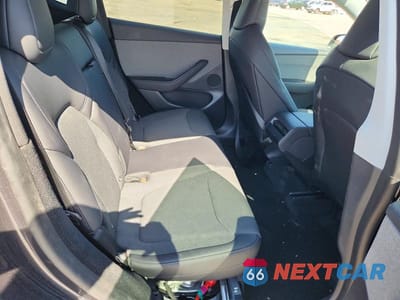 Zdjęcie 10 z 13 samochodu: 2026 TESLA MODEL X EV VIN:7SAYGDED0TA601190 - miniatura