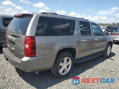 Trzecie zdjęcie samochodu z tyłu: 2008 CHEVROLET SUBURBAN K1500 LS VIN:3GNFK16328G136074 - miniatura
