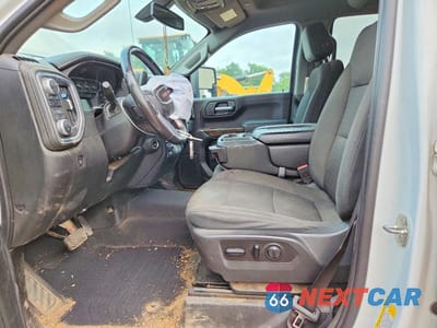 Zdjęcie 7 z 12 samochodu: 2020 GMC SIERRA K1500 SLE VIN:1GTV9BET9LZ321562 - miniatura
