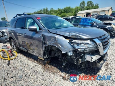 Czwarte zdjęcie samochodu z boku: 2025 NISSAN PATHFINDER ROCK CREEK VIN:5N1DR3BD3SC251276 - miniatura