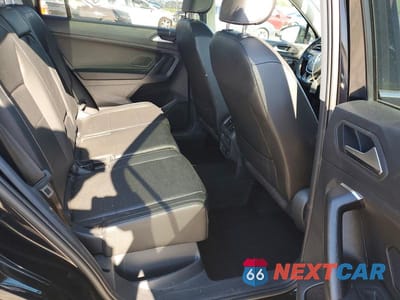 Zdjęcie 11 z 14 samochodu: 2021 VOLKSWAGEN TIGUAN SE VIN:3VV2B7AXXMM158597 - miniatura