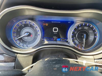 Zdjęcie 9 z 12 samochodu: 2022 CHRYSLER 300 TOURING L VIN:2C3CCASG4NH222455 - miniatura